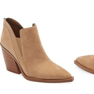 Vince Camuto Gradina Block heel bootie in Tortilla Suede